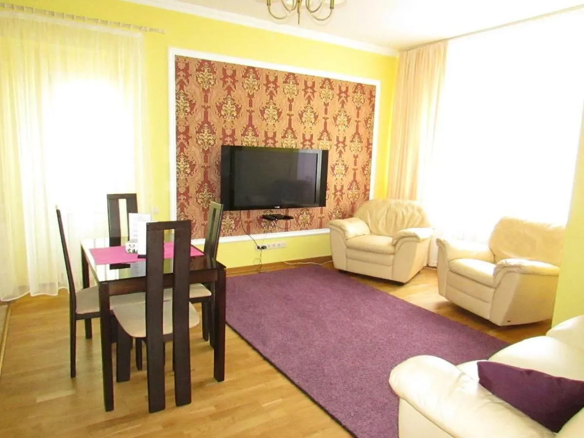 Botanic Apart Hotel Kiev